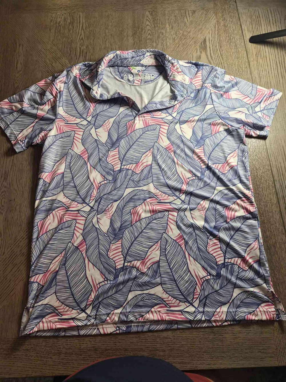 Tailorbyrd Pink & Blue Leaf Print Short-Sleeve Polo